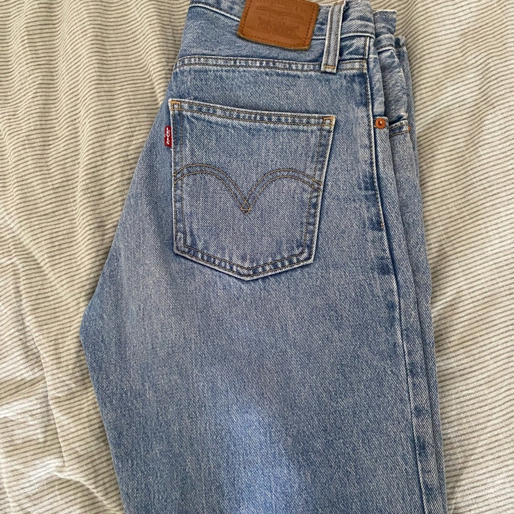 Levi's DAD Jean size 26